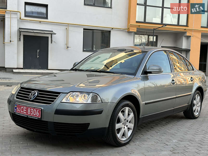 Седан Volkswagen Passat 2004 в Вінниці