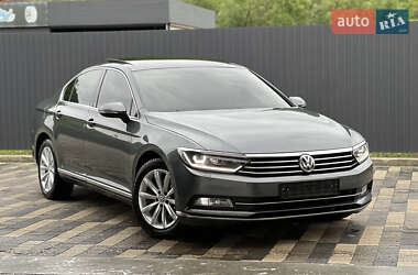 Седан Volkswagen Passat 2016 в 