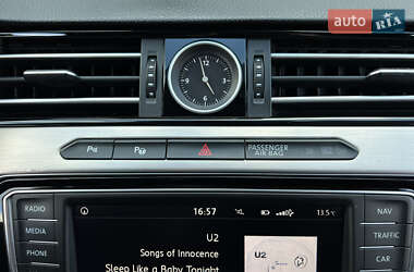 Седан Volkswagen Passat 2016 в 