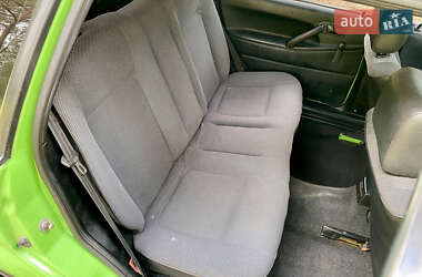 Універсал Volkswagen Passat 1990 в 