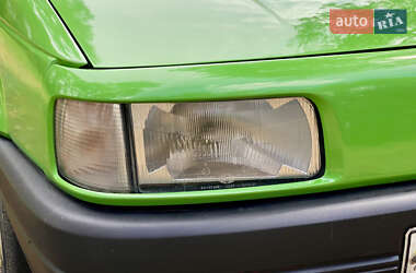 Універсал Volkswagen Passat 1990 в 