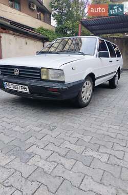 Універсал Volkswagen Passat 1988 в Дніпрі