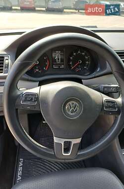 Седан Volkswagen Passat 2014 в 