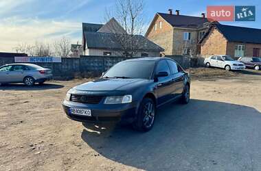 Седан Volkswagen Passat 1997 в Жмеринке