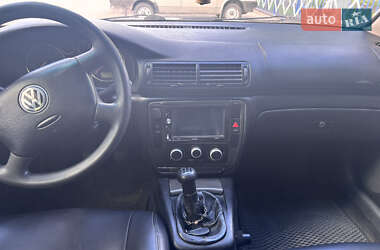 Седан Volkswagen Passat 1997 в 