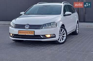 Універсал Volkswagen Passat 2012 в 