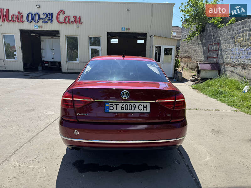 Седан Volkswagen Passat 2015 в Кривом Роге