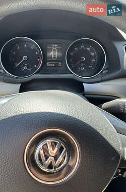 Седан Volkswagen Passat 2015 в 