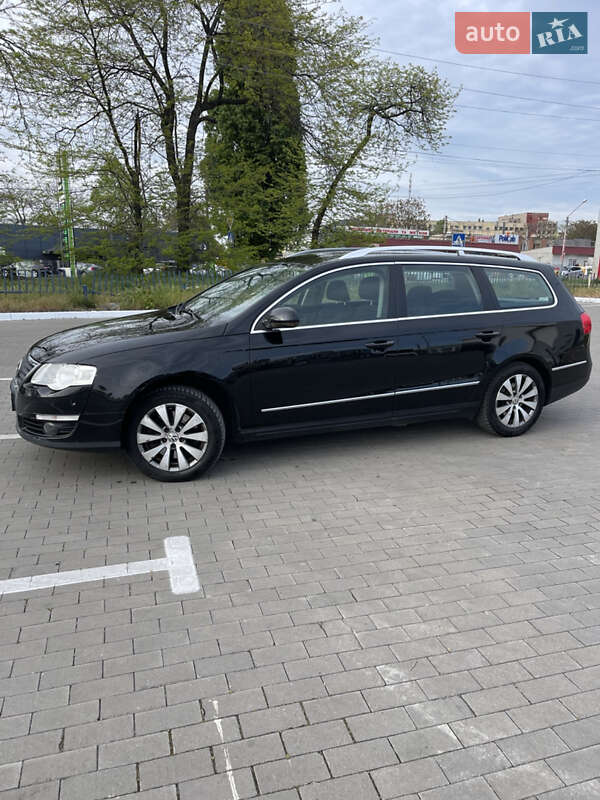 Універсал Volkswagen Passat 2008 в Одесі