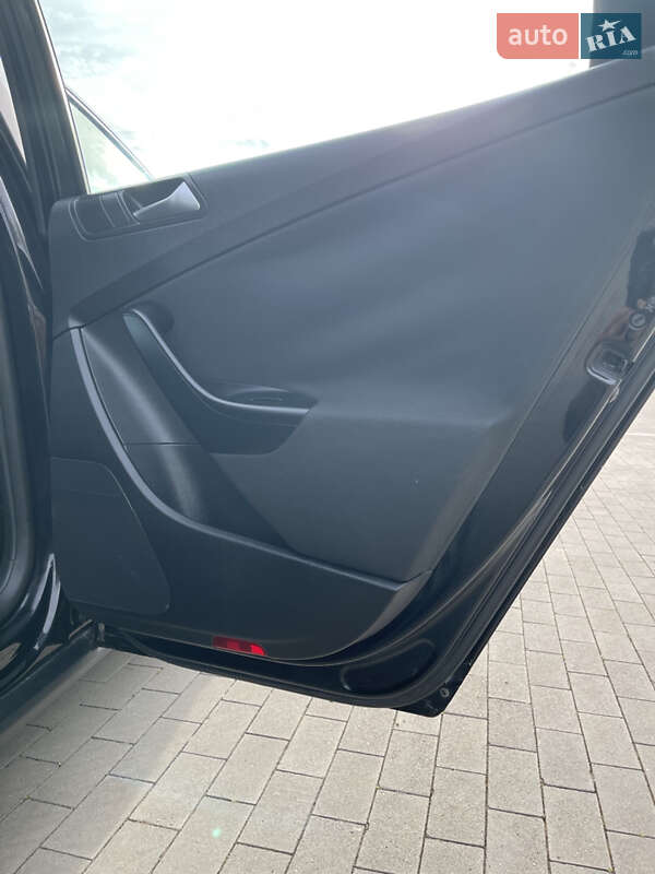 Універсал Volkswagen Passat 2008 в Одесі