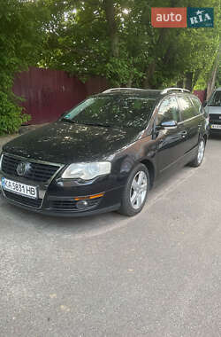 Универсал Volkswagen Passat 2007 в Киеве