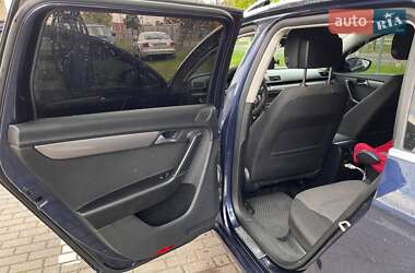Універсал Volkswagen Passat 2011 в 