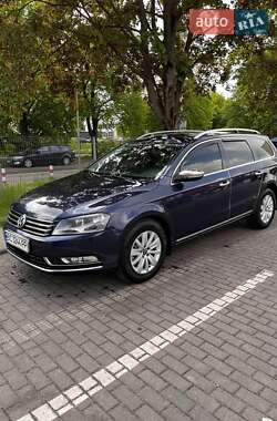 Універсал Volkswagen Passat 2011 в 