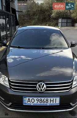 Седан Volkswagen Passat 2013 в 
