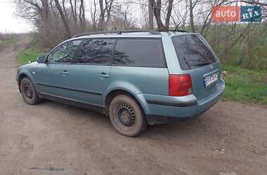 Універсал Volkswagen Passat 1998 в 