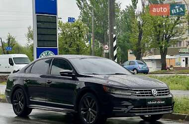 Седан Volkswagen Passat 2016 в Миколаєві