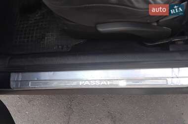 Седан Volkswagen Passat 1998 в 