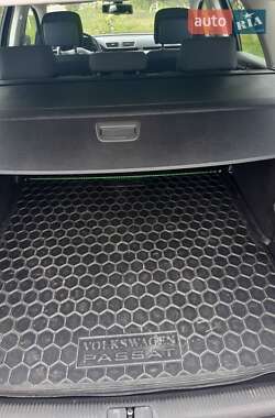 Універсал Volkswagen Passat 2013 в 