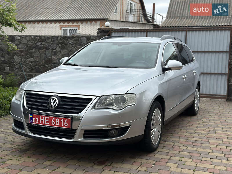 Універсал Volkswagen Passat 2010 в Вінниці