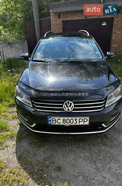 Универсал Volkswagen Passat 2011 в Александрие