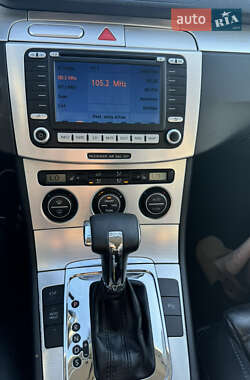 Універсал Volkswagen Passat 2006 в 
