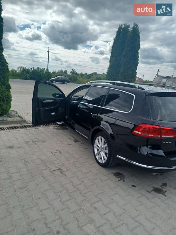 Універсал Volkswagen Passat 2011 в Борщеві