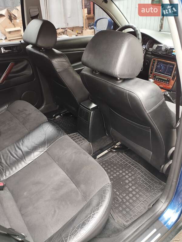 Универсал Volkswagen Passat 2002 в Житомире