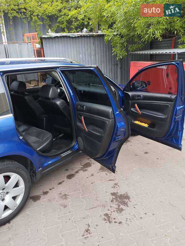 Универсал Volkswagen Passat 2002 в Житомире