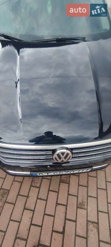 Седан Volkswagen Passat 2018 в Ивано-Франковске