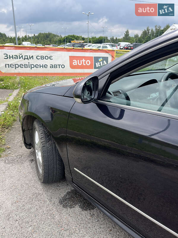 Універсал Volkswagen Passat 2010 в Львові