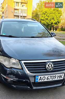 Универсал Volkswagen Passat 2006 в Мукачево