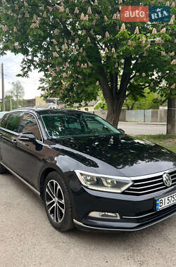 Універсал Volkswagen Passat 2017 в Полтаві