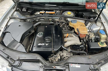 Седан Volkswagen Passat 1998 в 