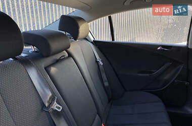 Седан Volkswagen Passat 2008 в 