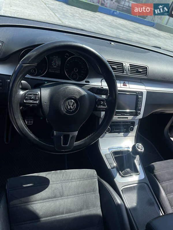 Универсал Volkswagen Passat 2010 в Кременчуге
