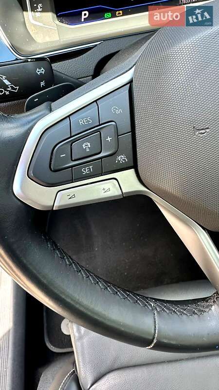 Універсал Volkswagen Passat 2021 в Дніпрі