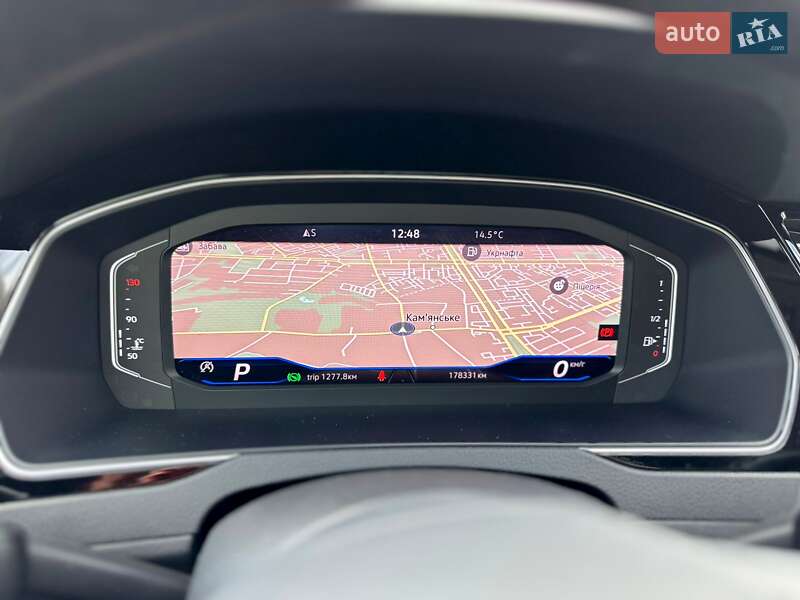 Універсал Volkswagen Passat 2021 в Дніпрі