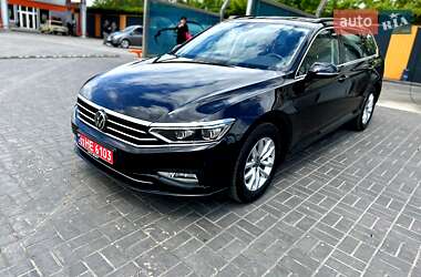 Универсал Volkswagen Passat 2021 в Днепре