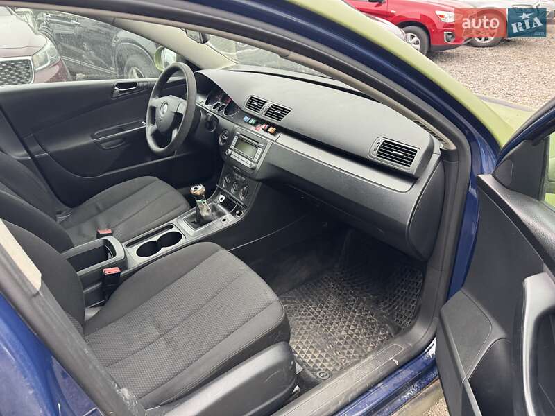 Універсал Volkswagen Passat 2006 в Києві