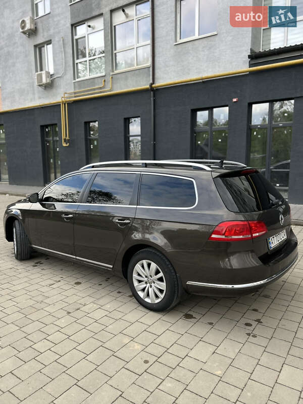 Универсал Volkswagen Passat 2013 в Ивано-Франковске