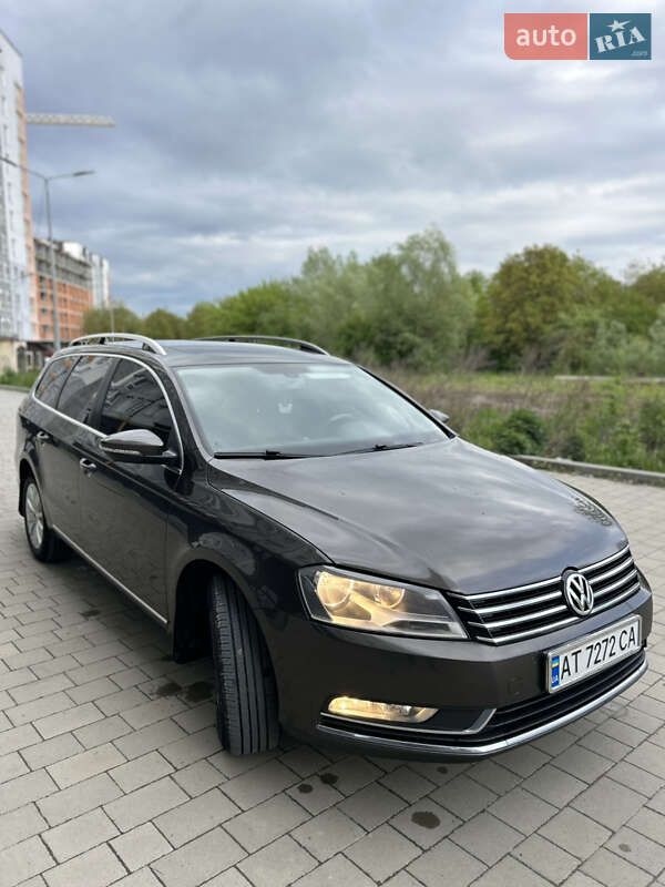 Универсал Volkswagen Passat 2013 в Ивано-Франковске