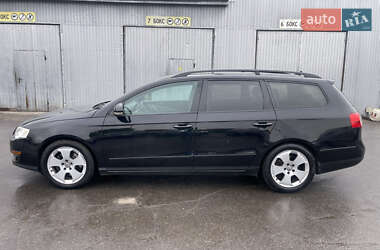 Універсал Volkswagen Passat 2010 в 