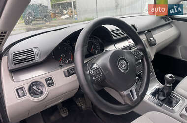 Універсал Volkswagen Passat 2010 в 