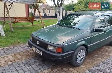 Універсал Volkswagen Passat 1991 в 
