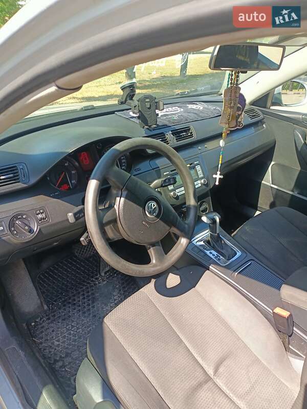 Универсал Volkswagen Passat 2005 в Запорожье