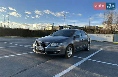 Седан Volkswagen Passat 2007 в Ужгороді