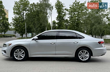 Седан Volkswagen Passat 2020 в 