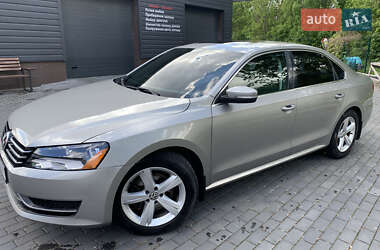 Седан Volkswagen Passat 2012 в Рівному