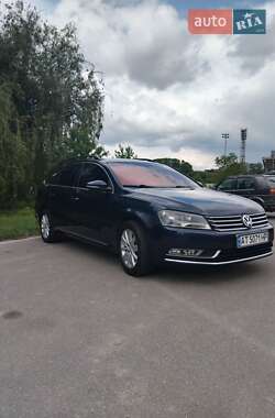Універсал Volkswagen Passat 2013 в 