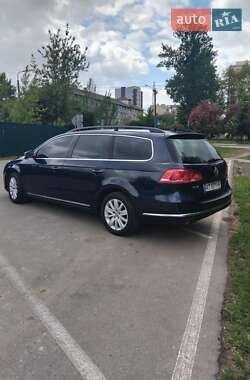 Універсал Volkswagen Passat 2013 в 